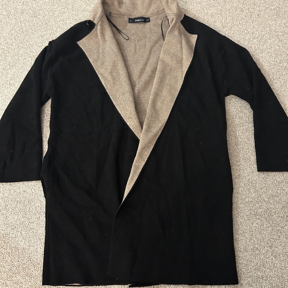 Zara Black and Beige Open Cardigan